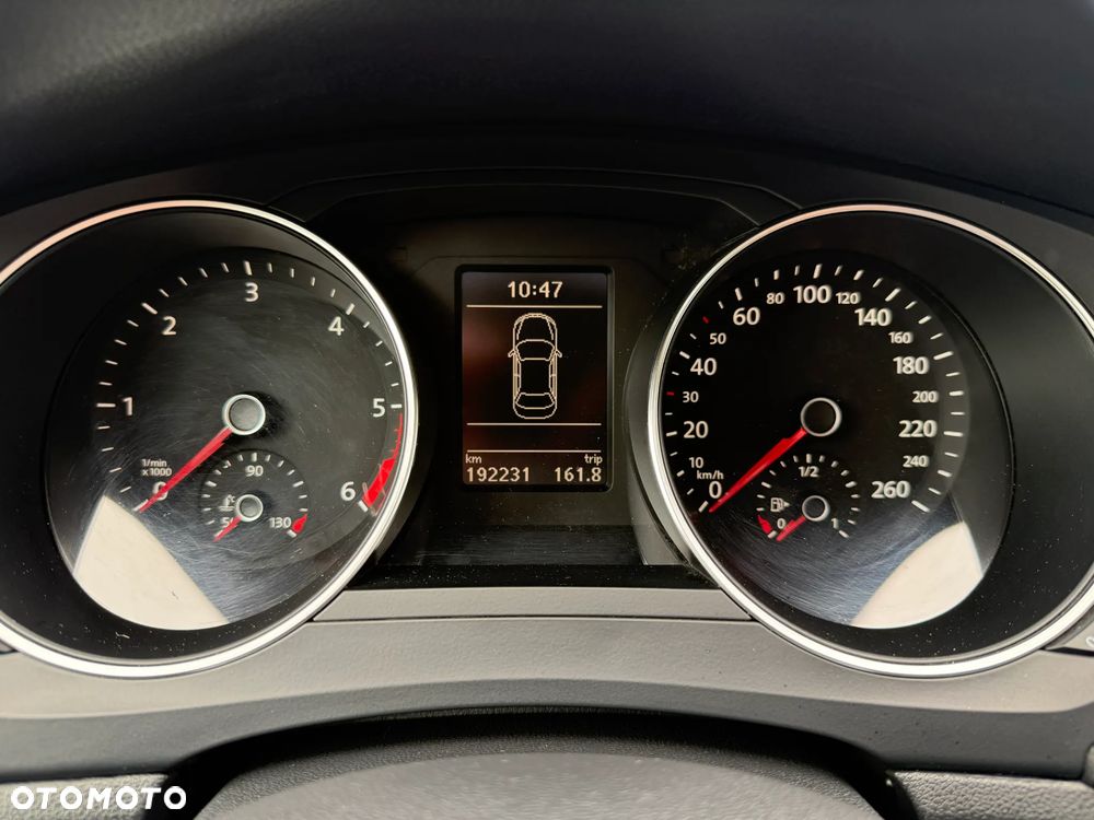 Volkswagen Jetta 2.0 TDI DPF Comfortline - 23