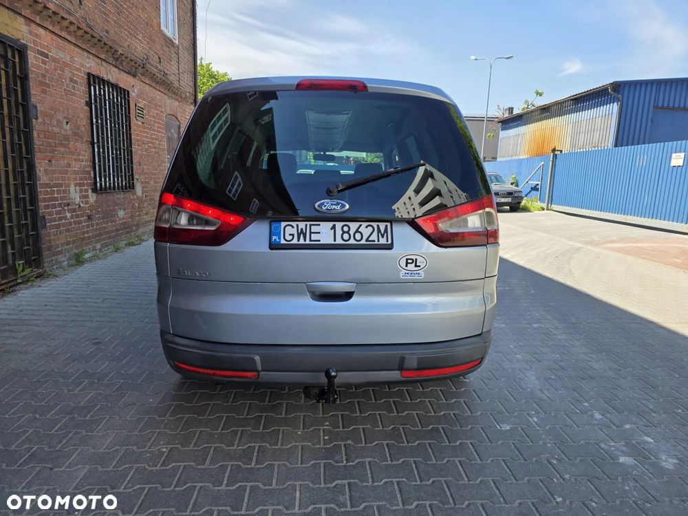Ford Galaxy 2.0 Ambiente - 6