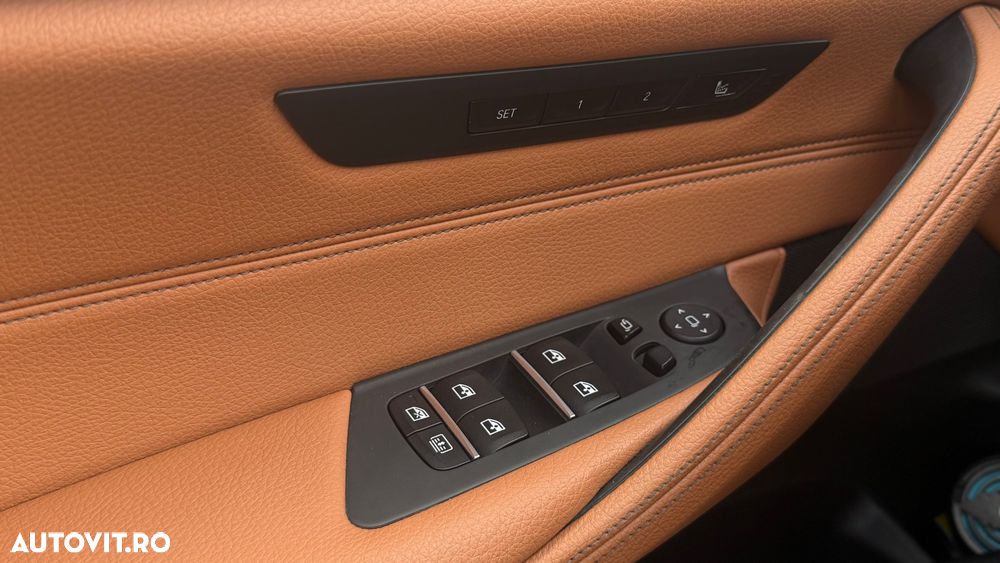 BMW Seria 5 530i AT - 10