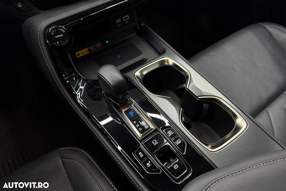 Lexus Seria NX 450h+ E-FOUR Executive Line - 15