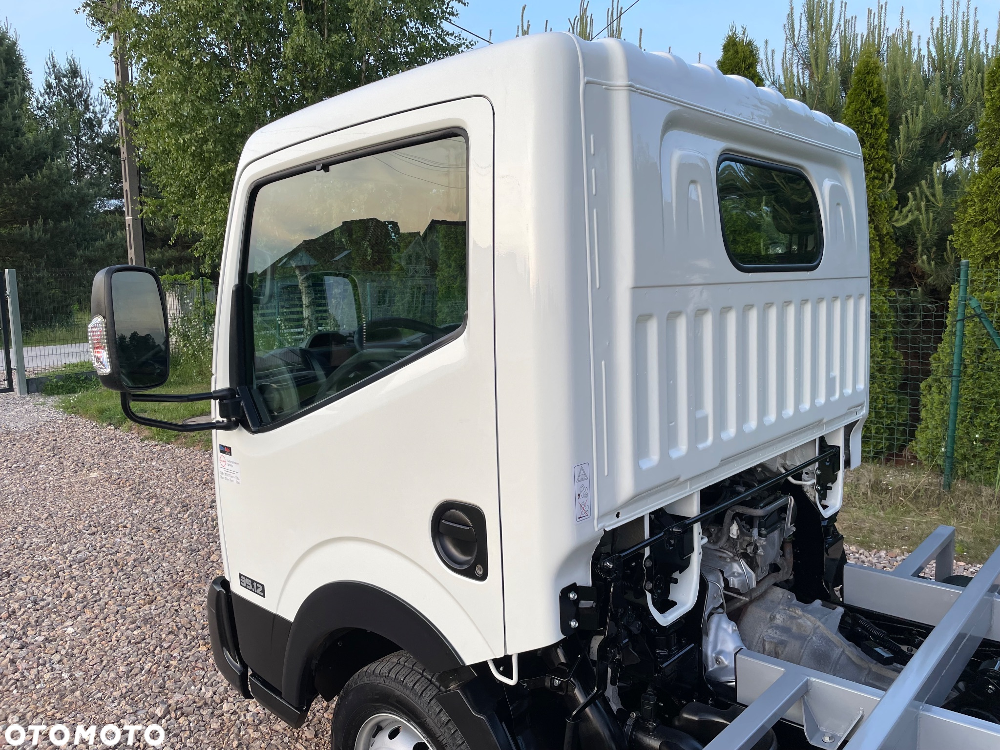 Nissan Cabstar - 30