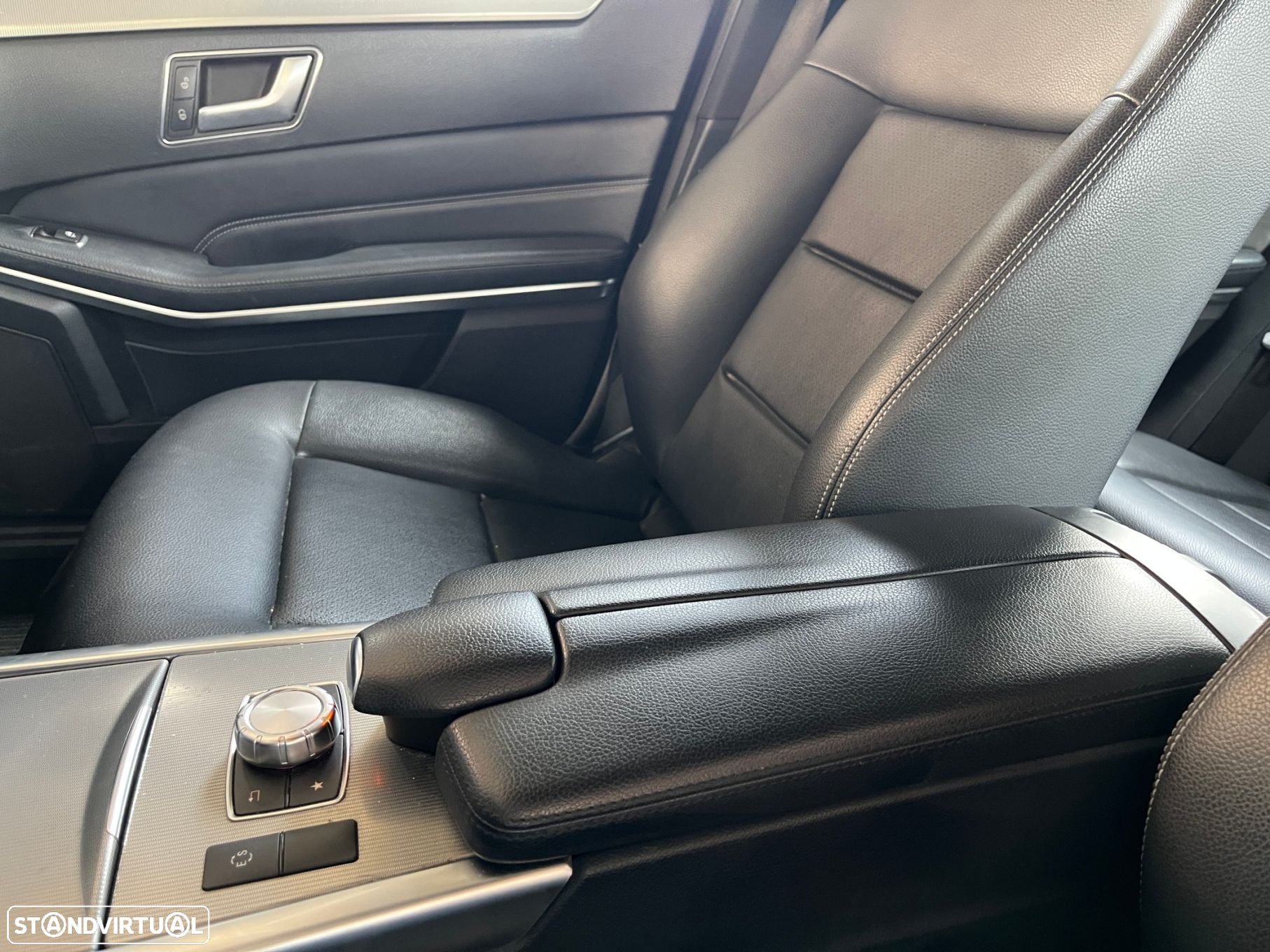 Mercedes-Benz E 300 Bluetec Hybrid Avantgarde - 33