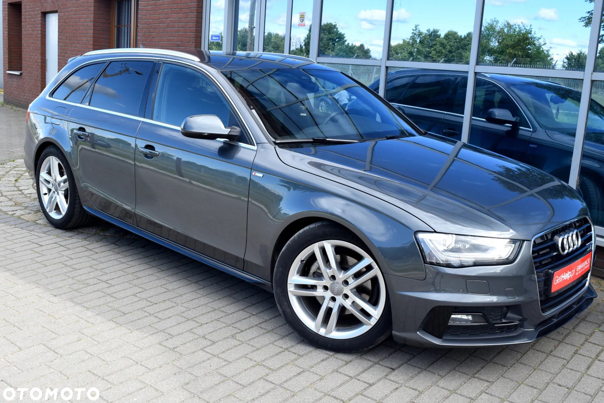 Audi A4 - 1