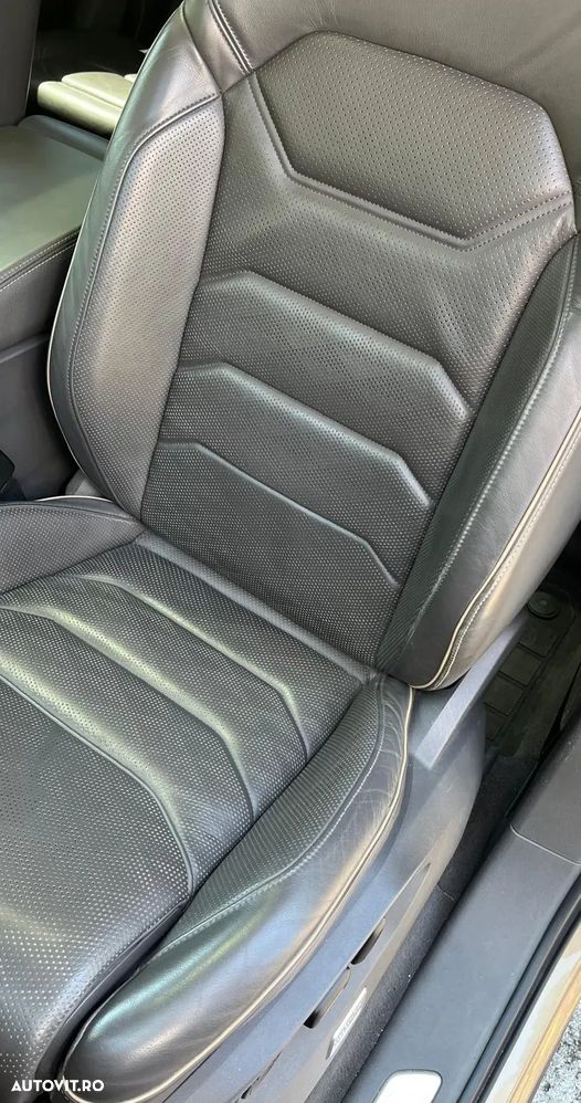 Volkswagen Touareg 3.0 V6 TDI 4Motion DPF Automatik Elegance - 9