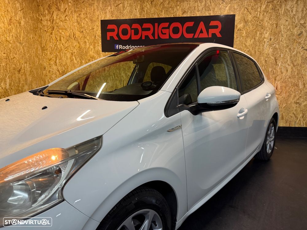 Peugeot 208 1.2 VTi Active - 30