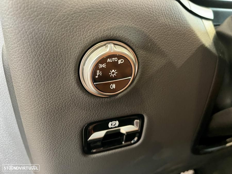 Mercedes-Benz GLC 300 de Coupe 4Matic - 30