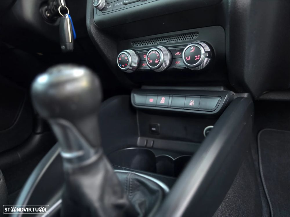 Audi A1 1.6 TDI S-line - 29
