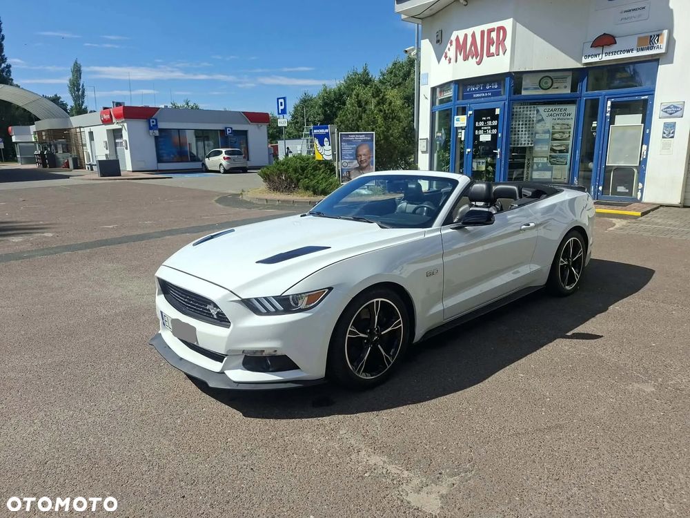 Ford Mustang - 2