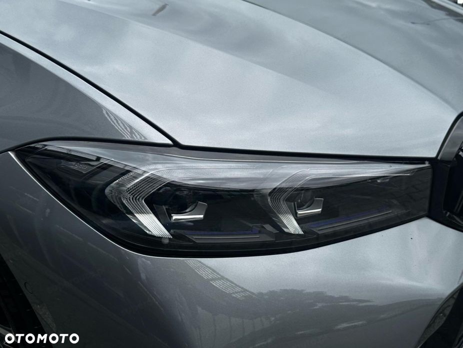 BMW Seria 3 320d xDrive M Sport - 9