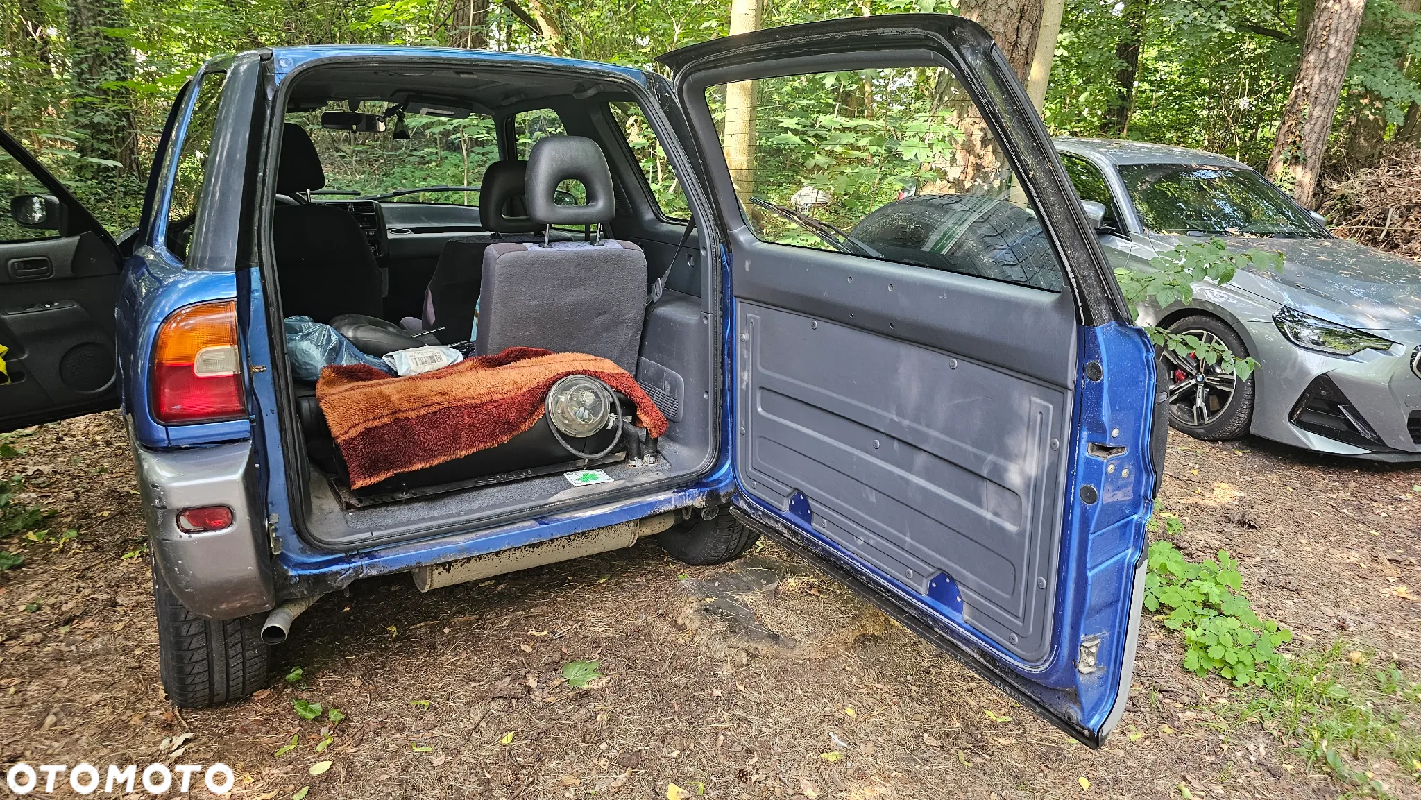 Toyota RAV4 2.0 - 7