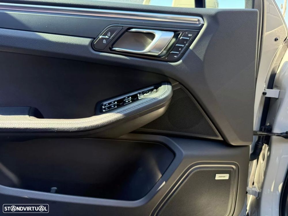 Porsche Macan Standard - 8