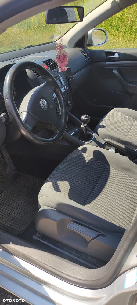 Volkswagen Golf 1.9 TDI DPF Individual - 15