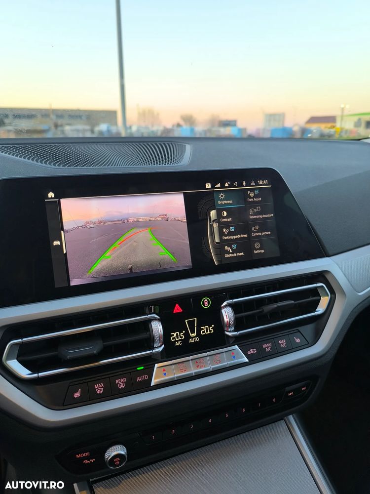 BMW Seria 3 320e AT PHEV - 29