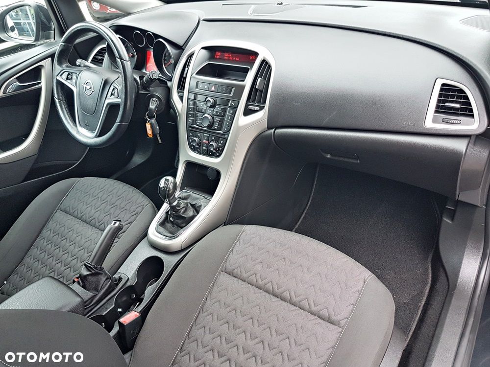 Opel Astra 1.4 Turbo Design Edition - 21