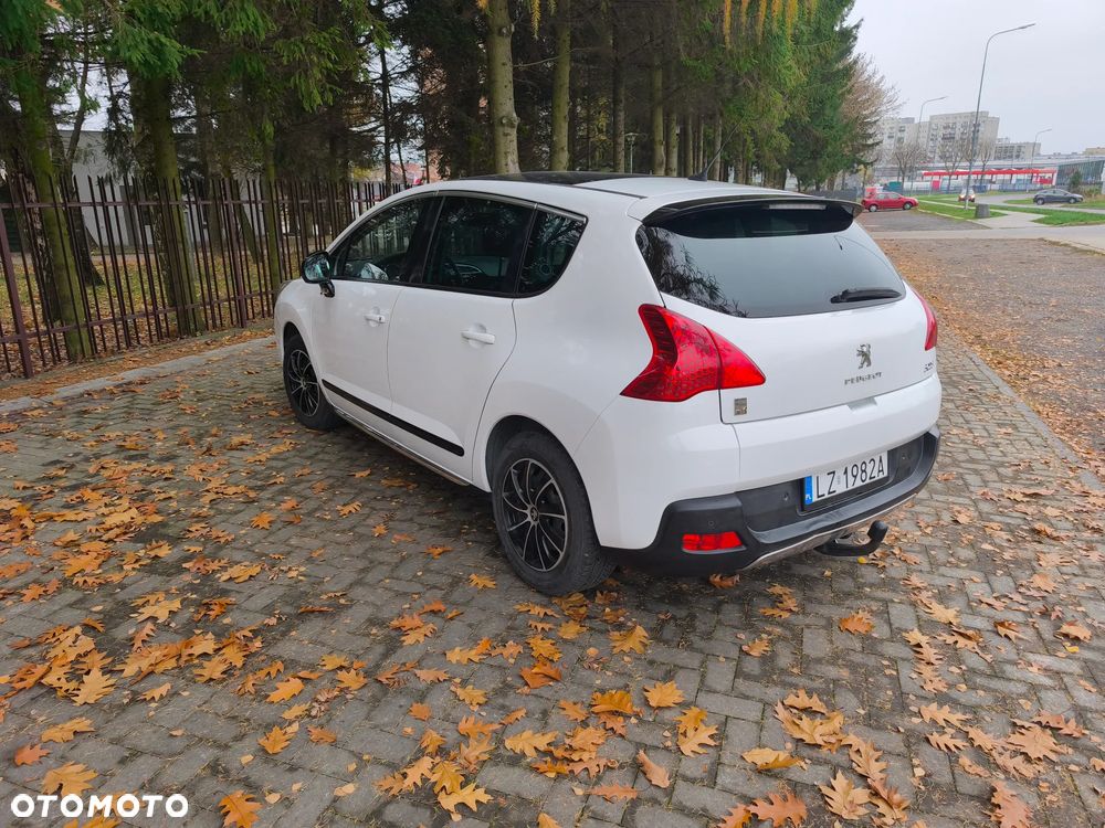 Peugeot 3008 2.0 HDi HYbrid4 - 7