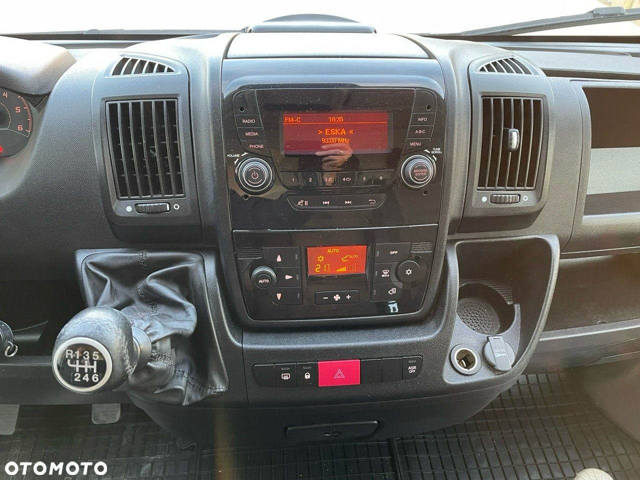 Peugeot Boxer - 16