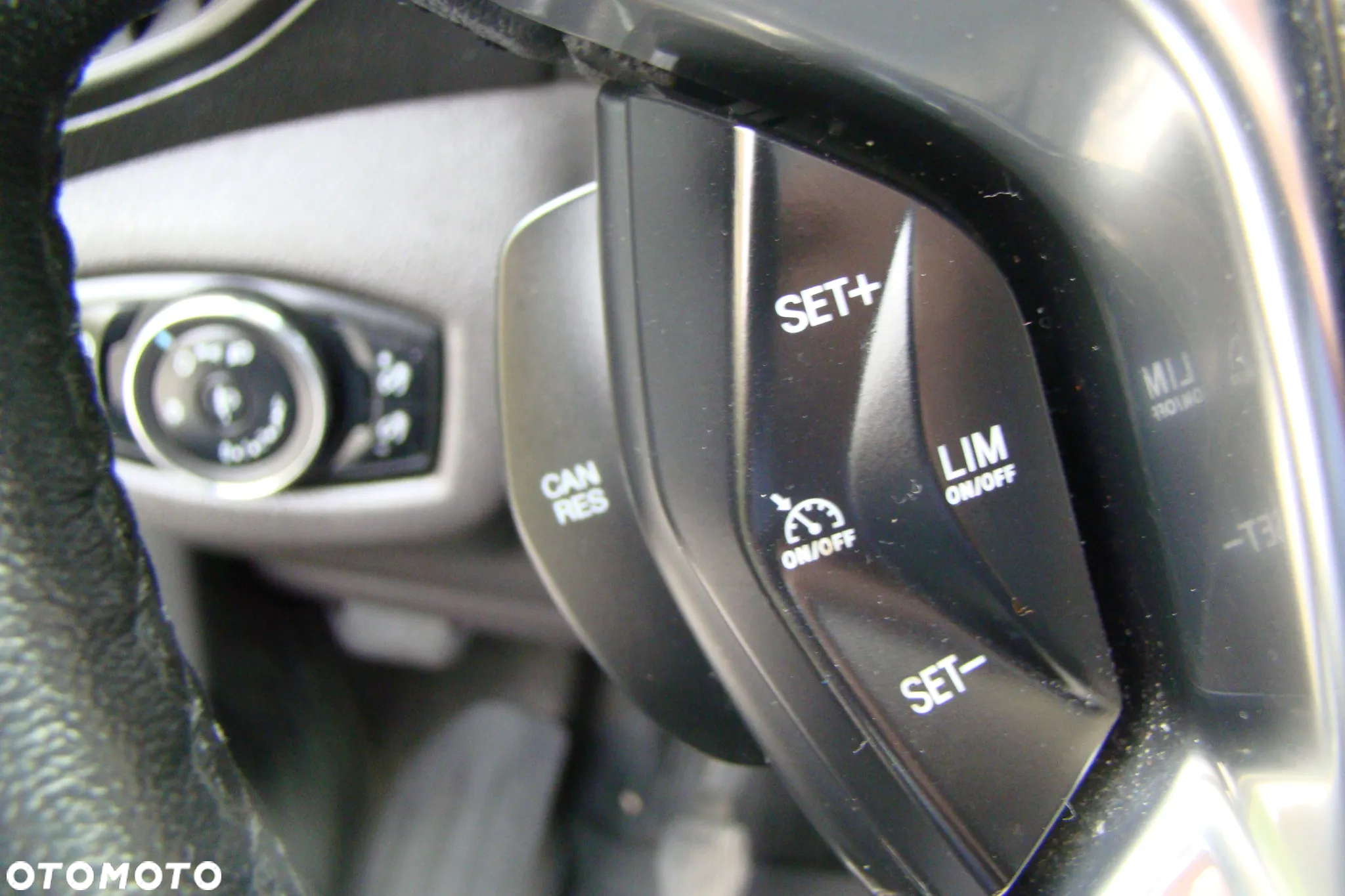 Ford Tourneo Connect - 9