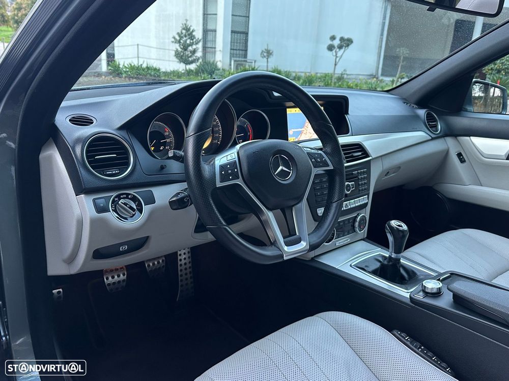 Mercedes-Benz C 220 BlueTEC Avantgarde+ - 4