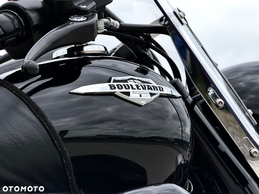Suzuki VL 800 Volusia - Boulevard C50 - 23