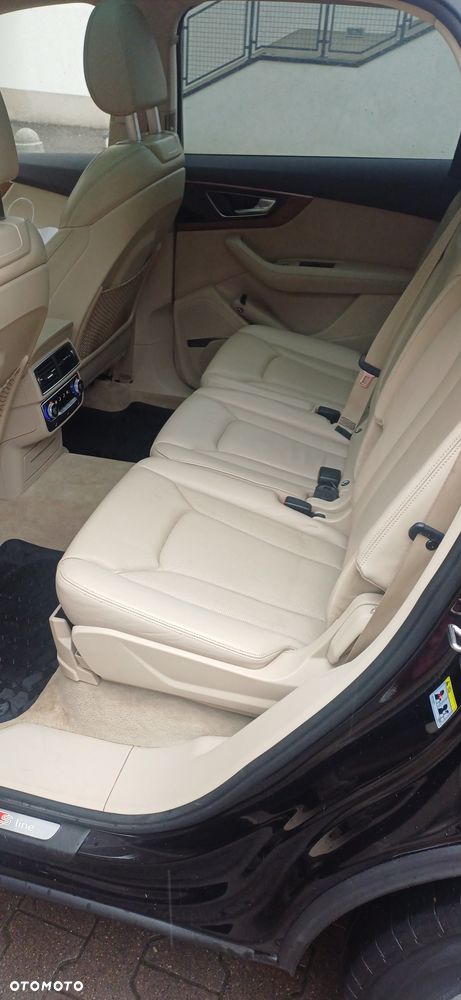 Audi Q7 - 8