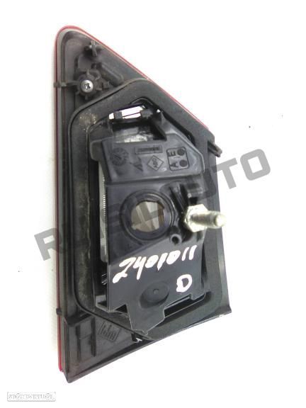 Farolim Trás Mala Direito  Renault Clio Iv [2012_2019] 1.5 Dci - 3