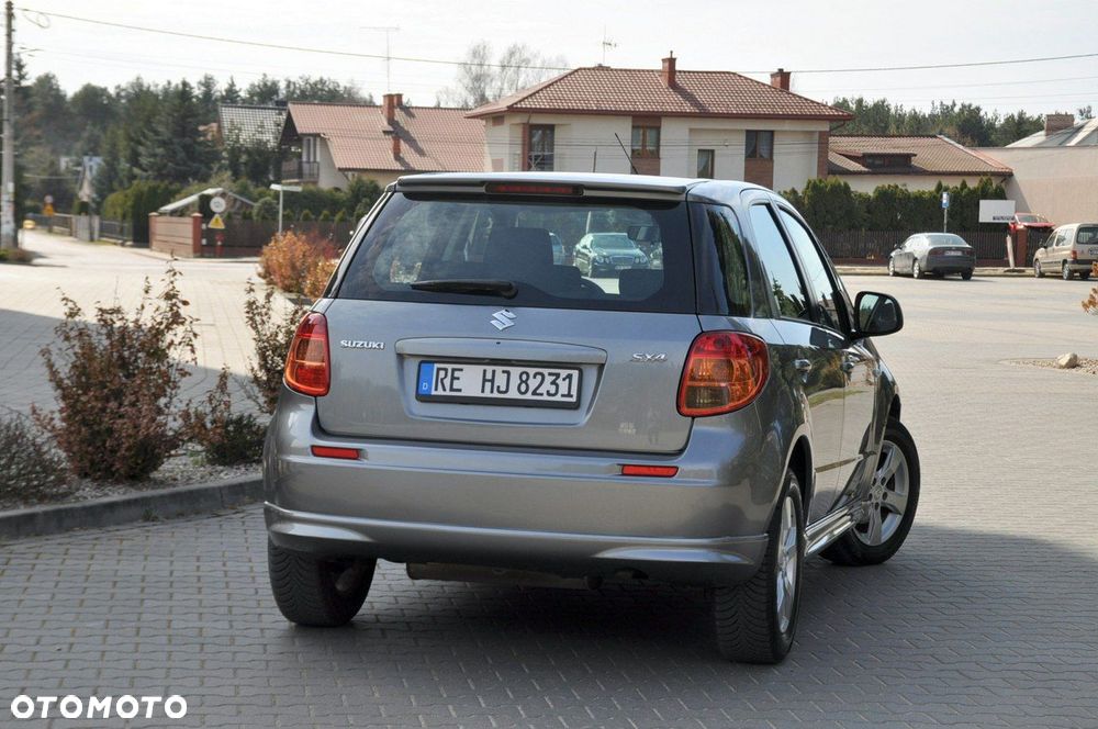 Suzuki SX4 - 7