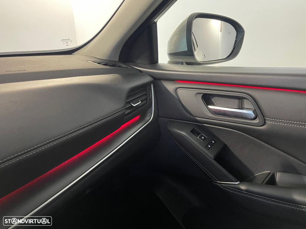 Nissan Qashqai 1.3 DIG-T N-Connecta LED Xtronic - 39