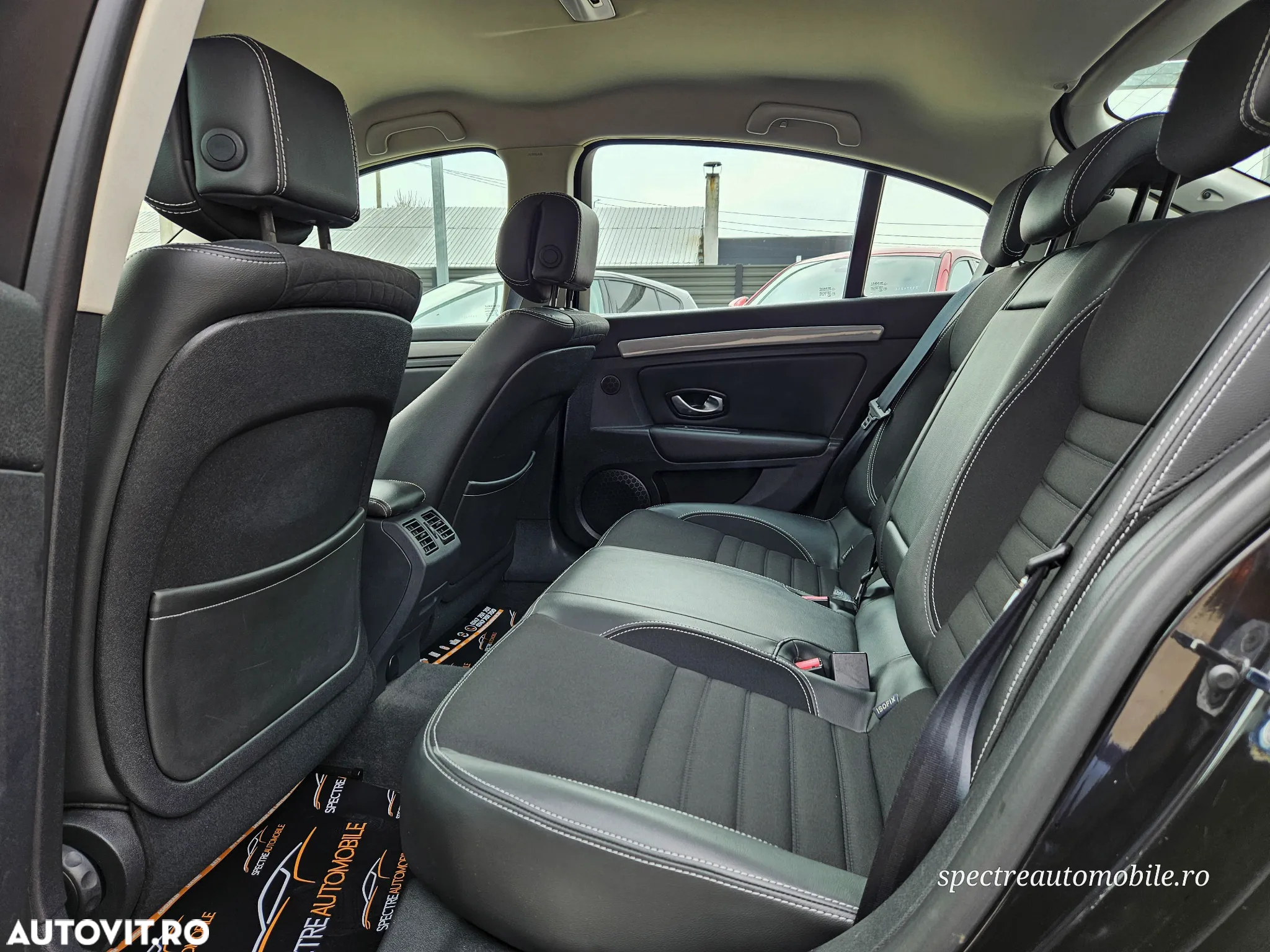 Renault Laguna dCi 110 FAP Limited - 11