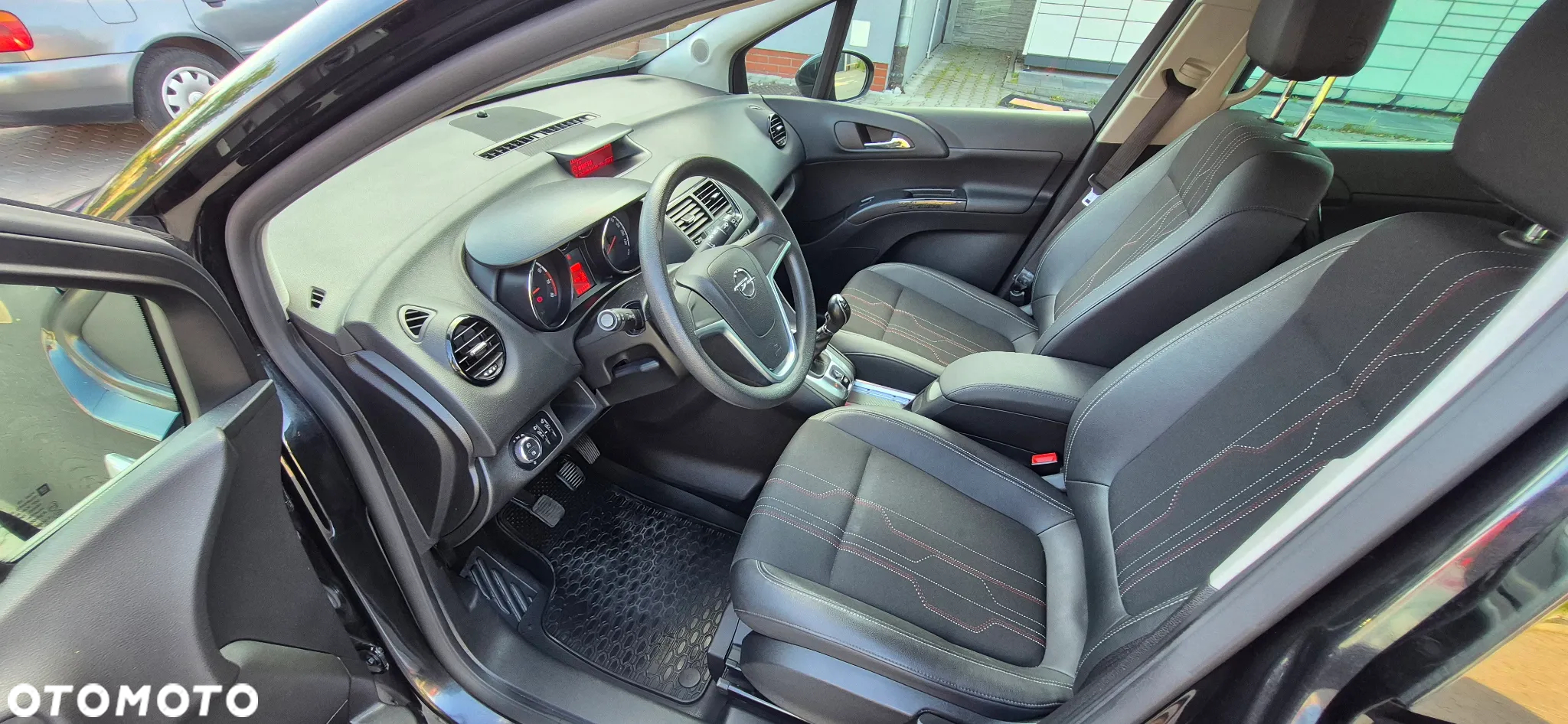 Opel Meriva - 10