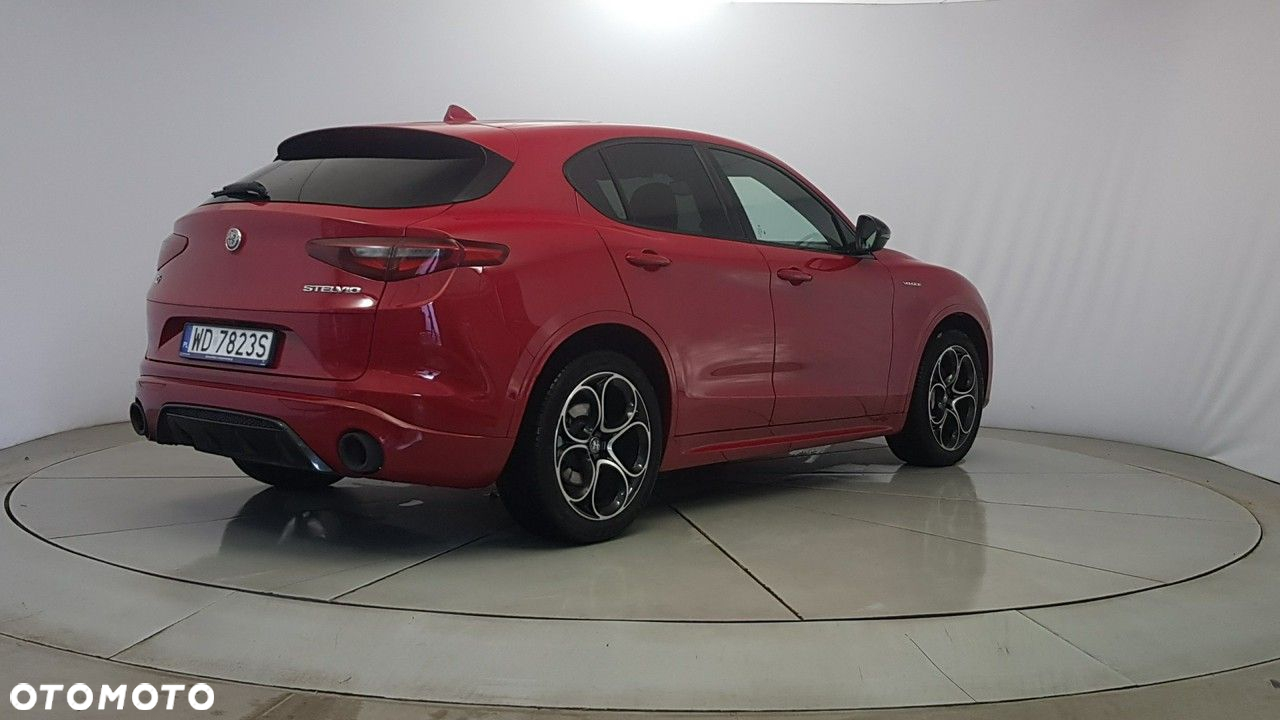 Alfa Romeo Stelvio - 7