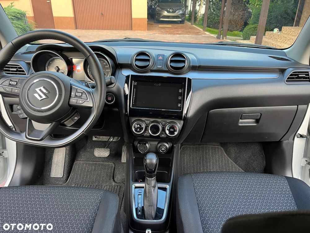 Suzuki Swift 1.2 Dualjet Hybrid CVT Comfort - 20