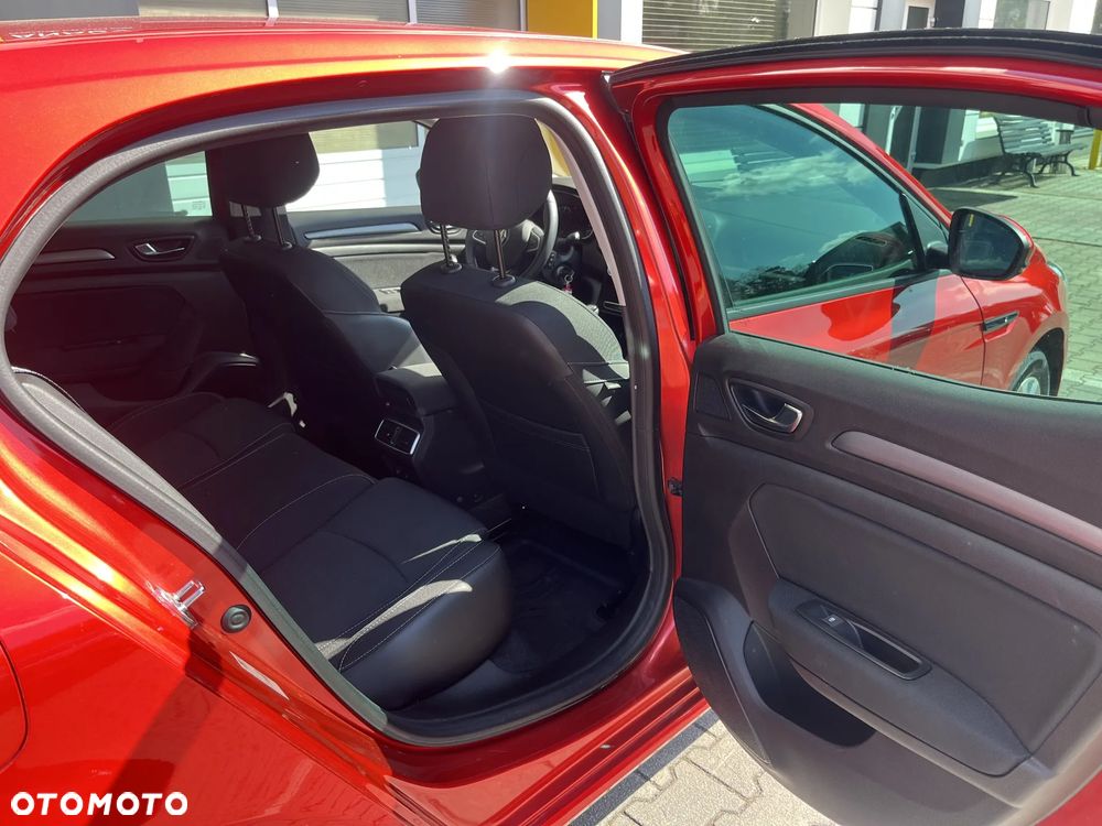 Renault Megane 1.3 TCe FAP Zen - 22