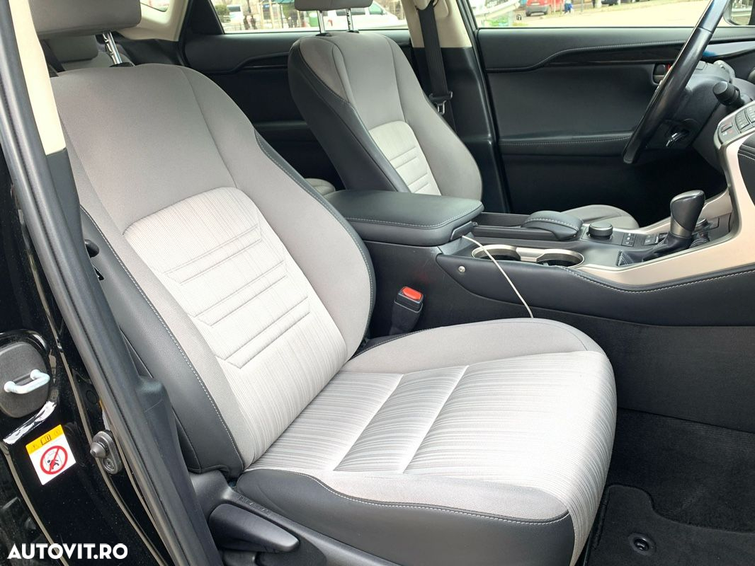 Lexus Seria NX 300h Business - 12