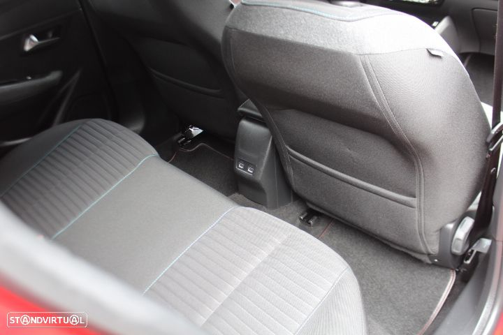 Peugeot e-208 Style - 13