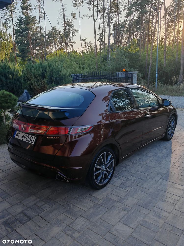 Honda Civic 1.8 GT Special Edition - 6