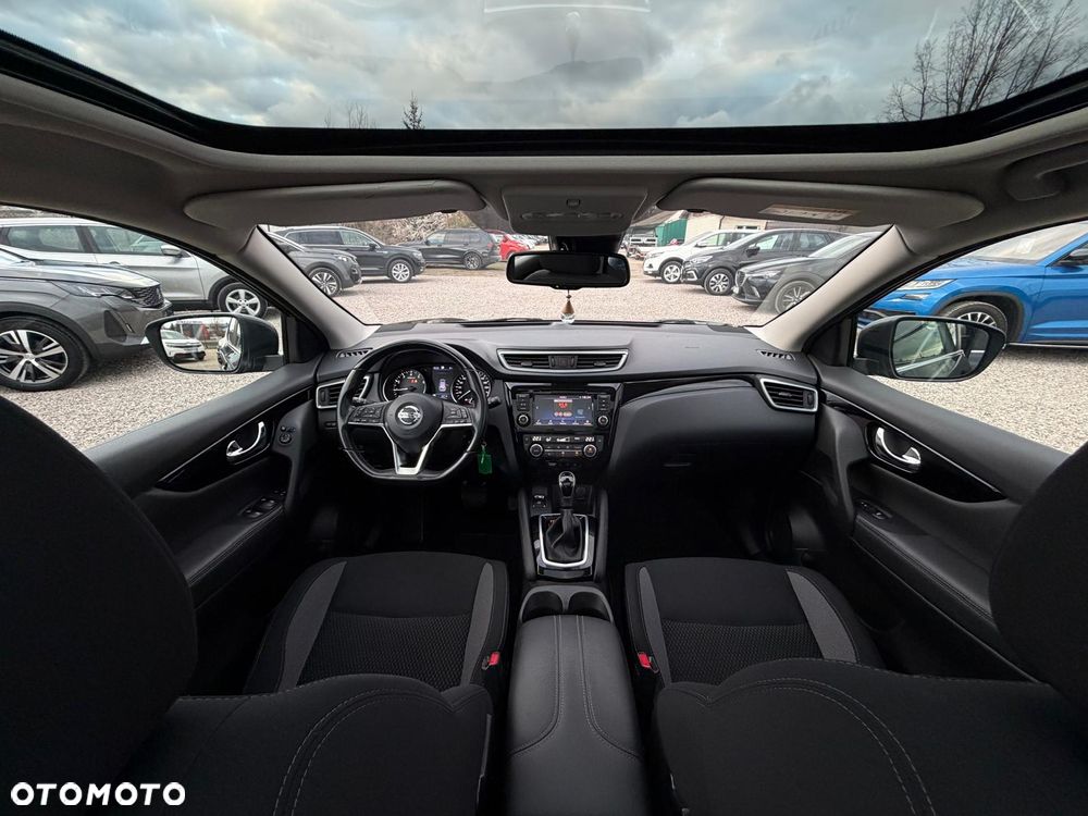 Nissan Qashqai 1.3 DIG-T DCT N-WAY - 26