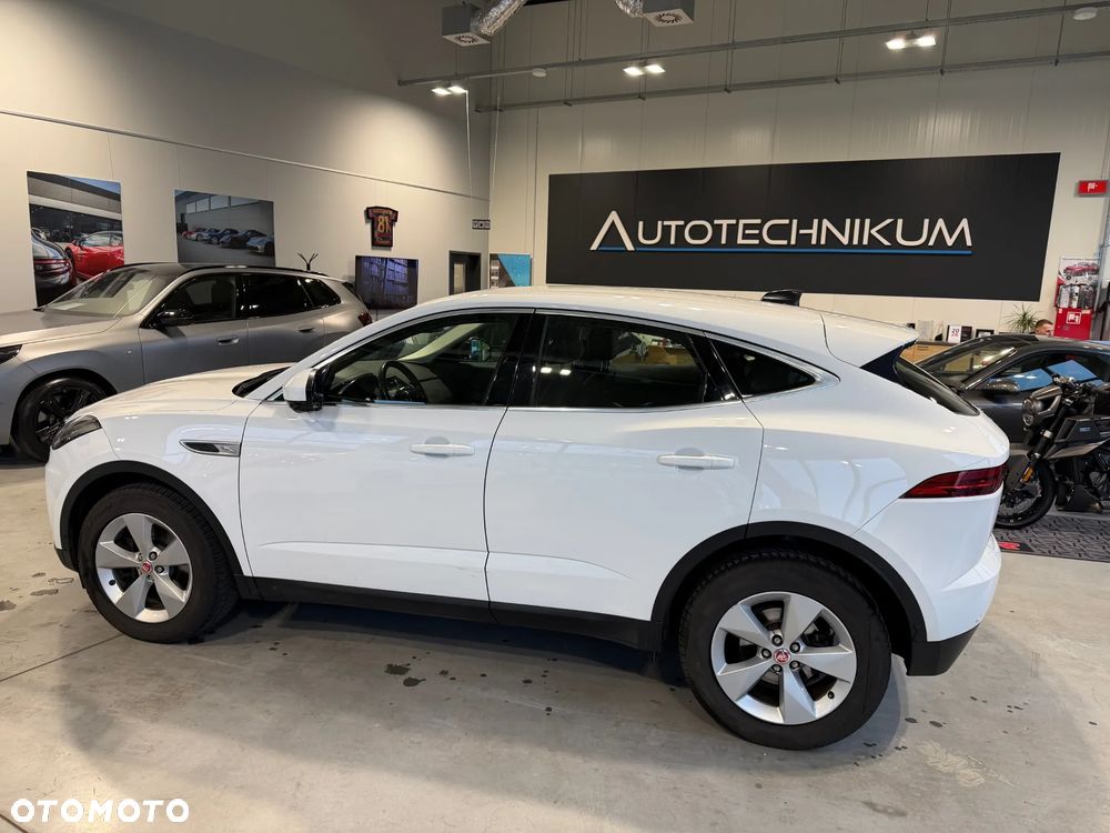 Jaguar E-Pace 2.0 i4P AWD - 9