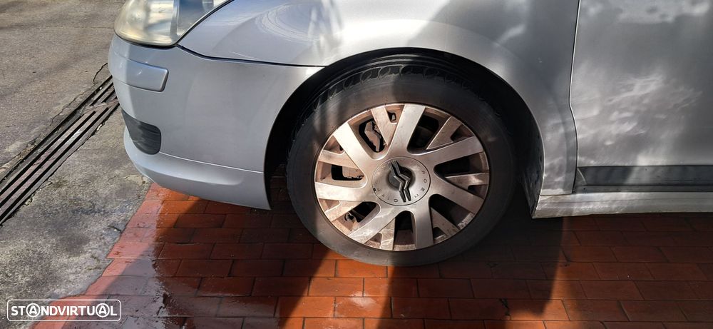 Citroën C4 1.6 HDi 110 SX - 2