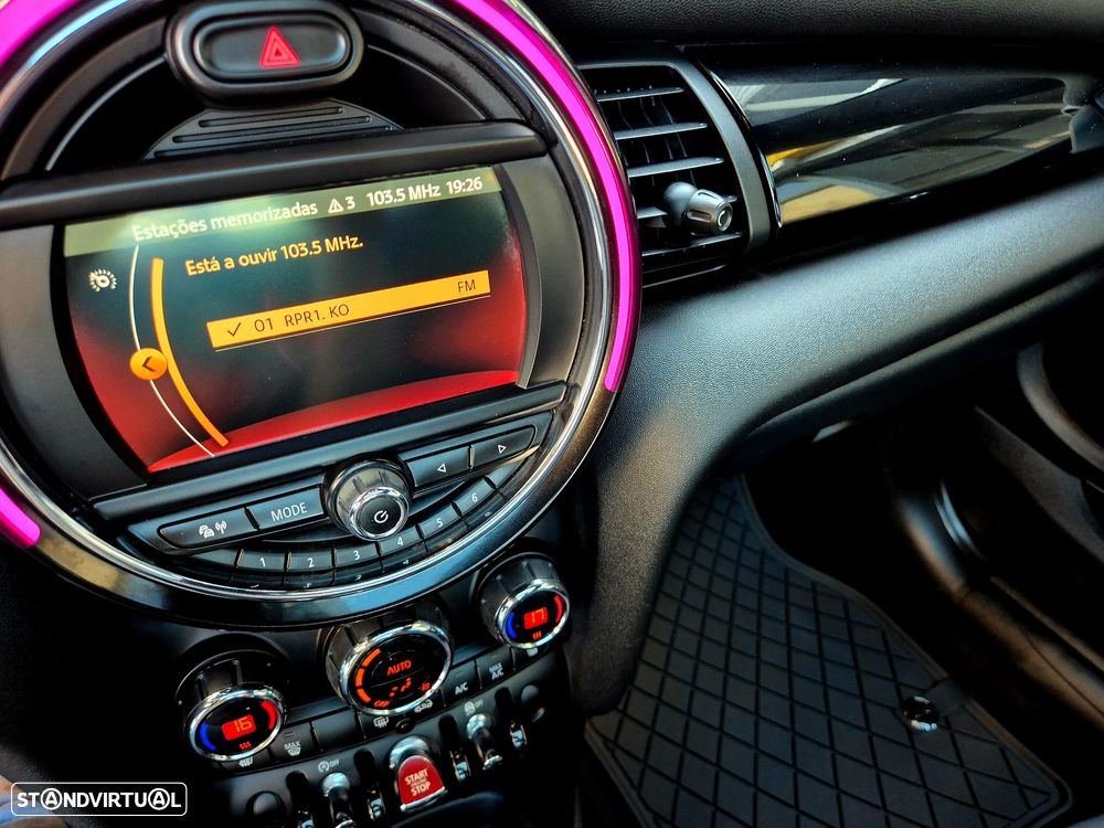 MINI 3 Portas One JCW - 28
