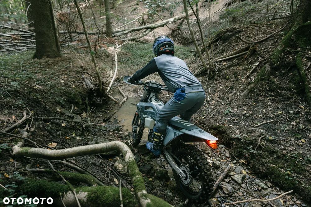 Husqvarna FE - 6