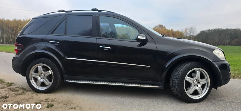 Mercedes-Benz ML 350 4-Matic - 9