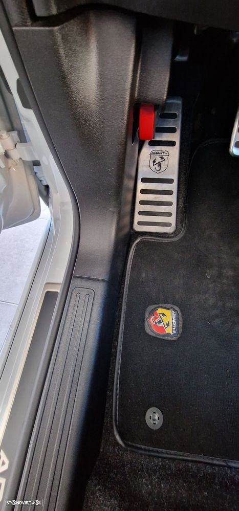 Abarth 595 1.4 T-Jet Pista - 12