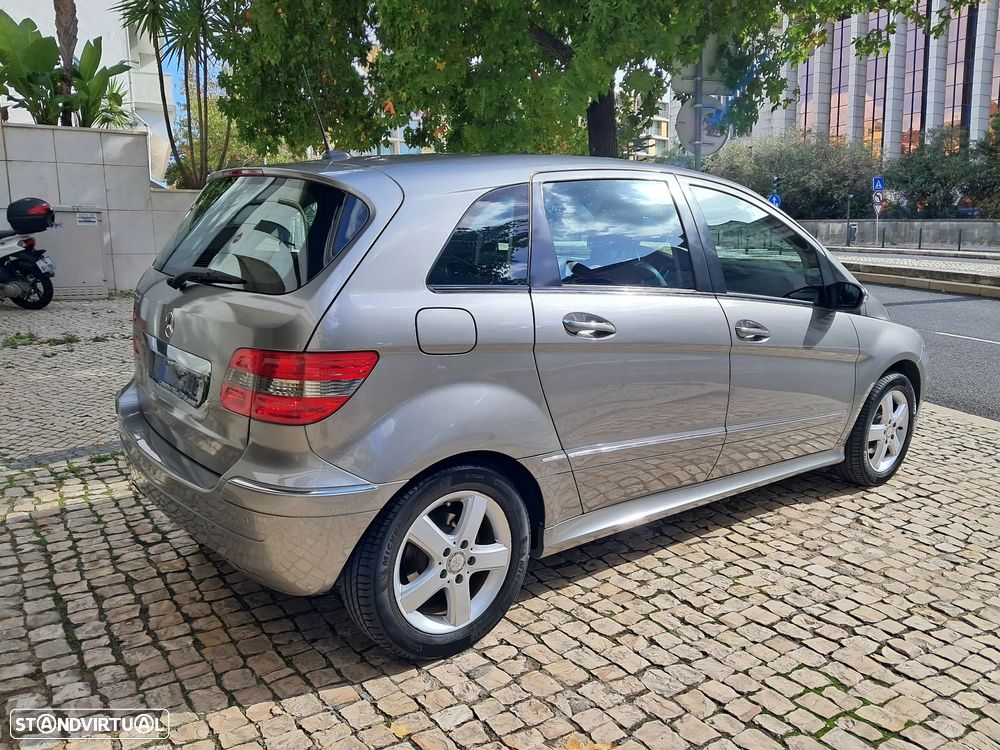 Mercedes-Benz B 150 - 13