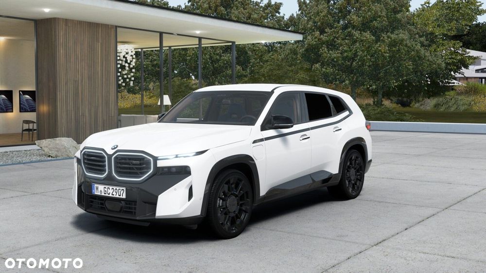 BMW XM - 1