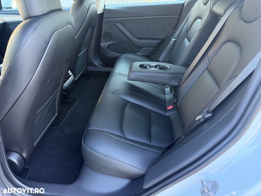 Tesla Model 3 Standard Reichweite Plus Hinterradantrieb - 16