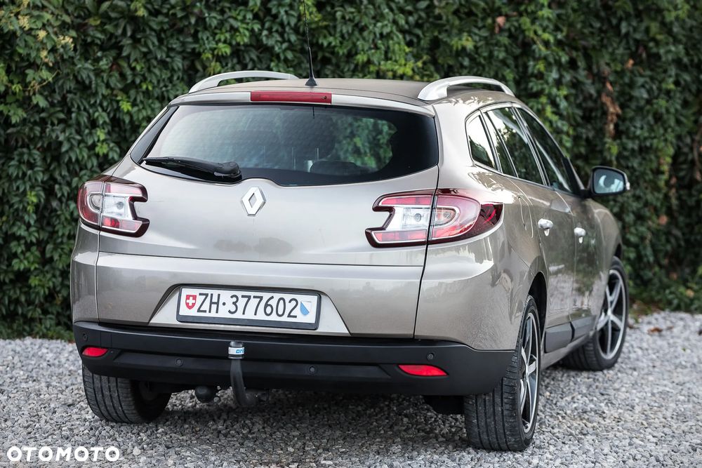 Renault Megane TCe 180 Dynamique - 9