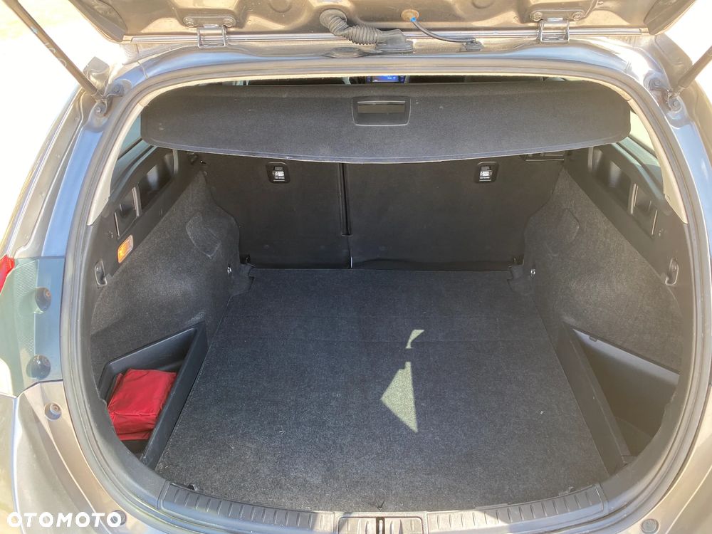 Toyota Auris 1.6 Premium - 13