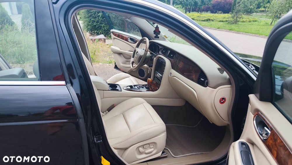 Jaguar XJ XJ6 3.0 Executive - 8