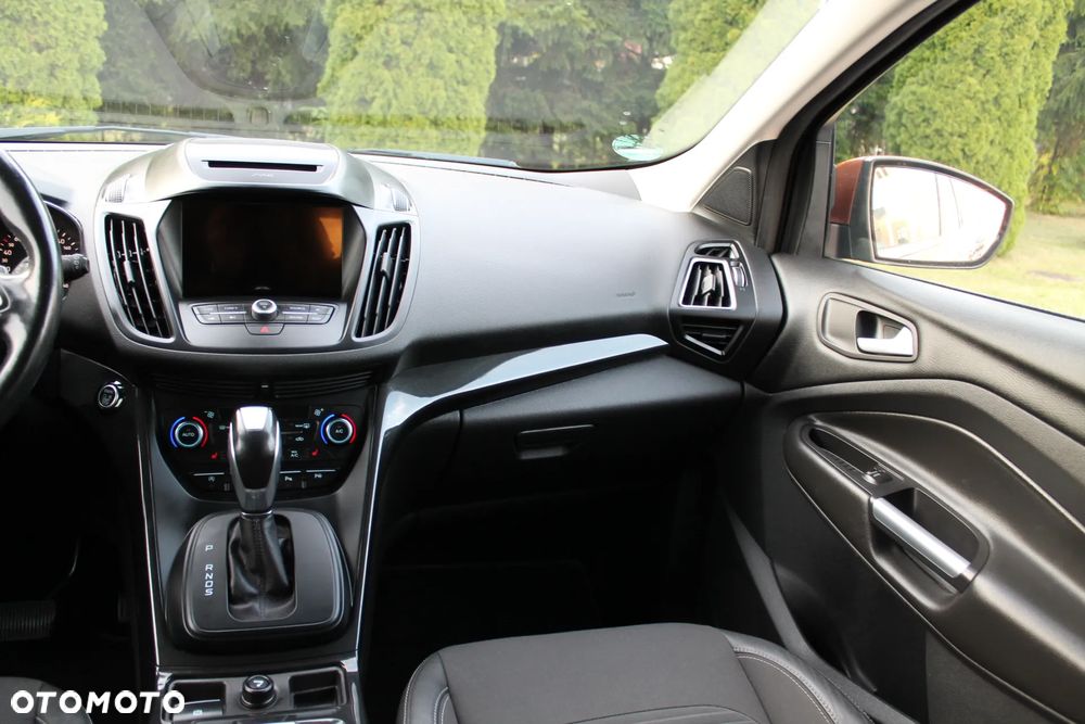 Ford Kuga - 26