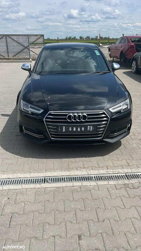 Dezmembram Audi A4 B9 S-Line 2.0 TDi din 2016 - 1